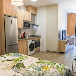 apartamentos-onnight-malaga.1costadelsol.com/
